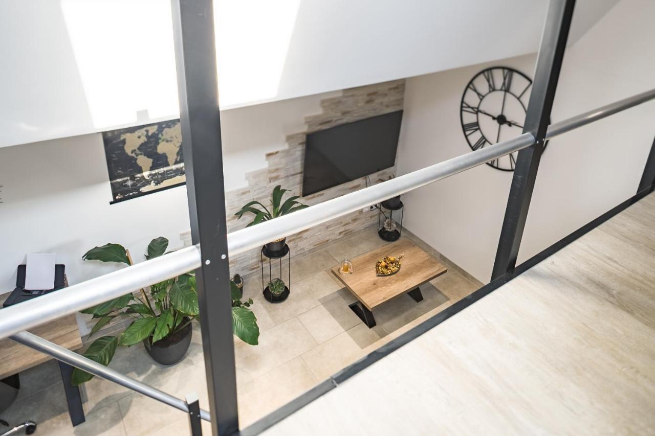 트루아 Loft Avec Jardin Et Parking Prive 아파트 외부 사진